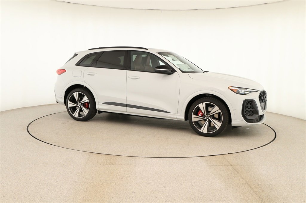 New 2025 Audi SQ5 Premium Plus image 9