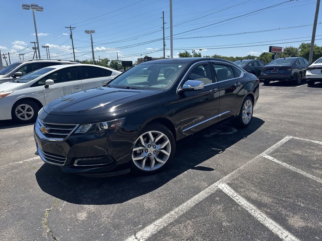 Used 2019 Chevrolet Impala Premier w/ Premier Convenience Package FWD image 2