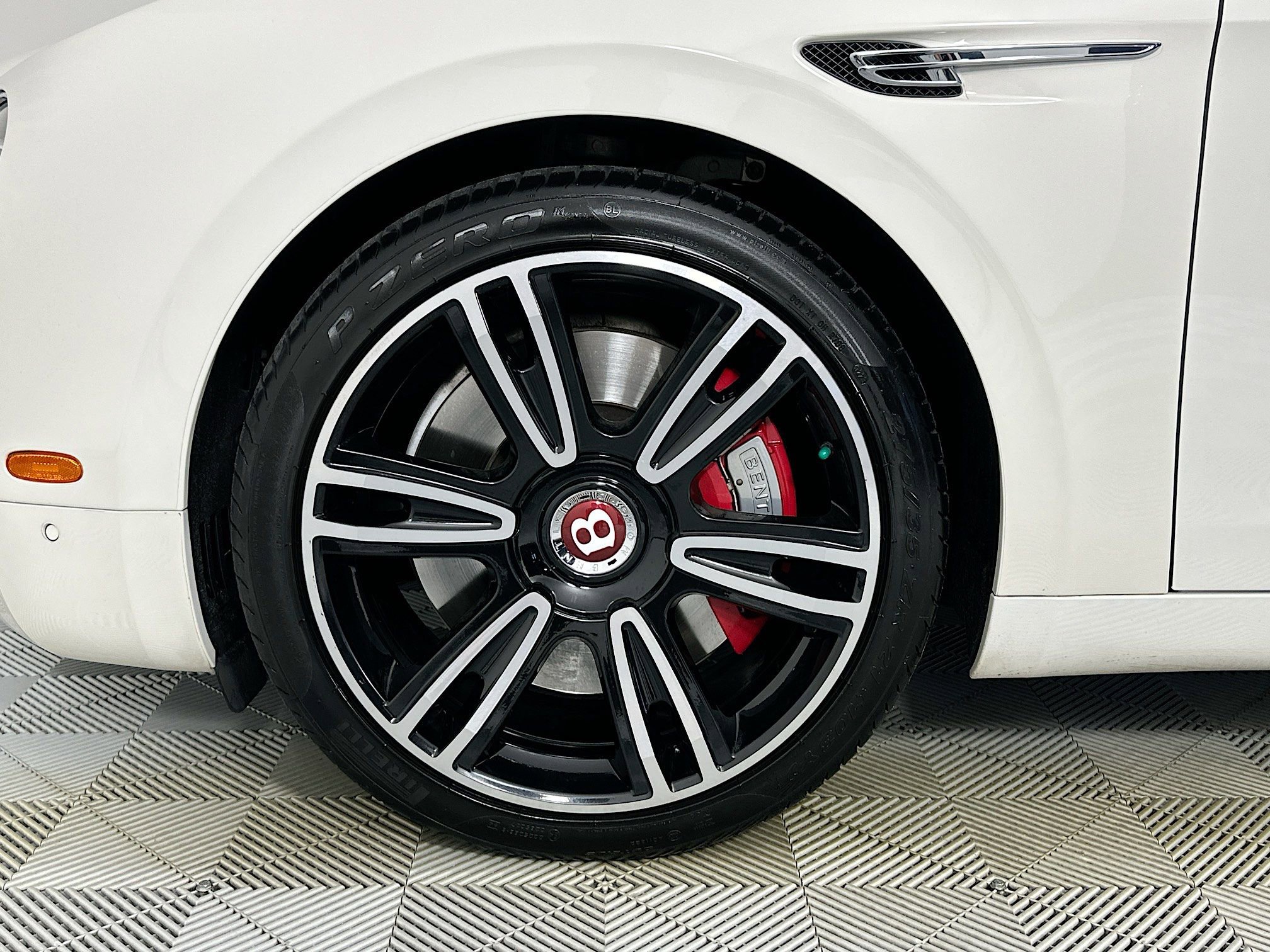 Certified 2017 Bentley Flying Spur S V8 AWD/4WD image 6