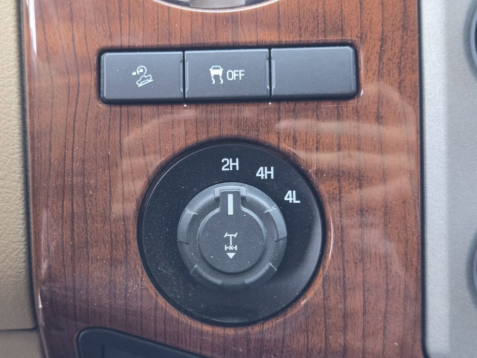 Used 2016 Ford F250 King Ranch w/ FX4 Off-Road Package image 20