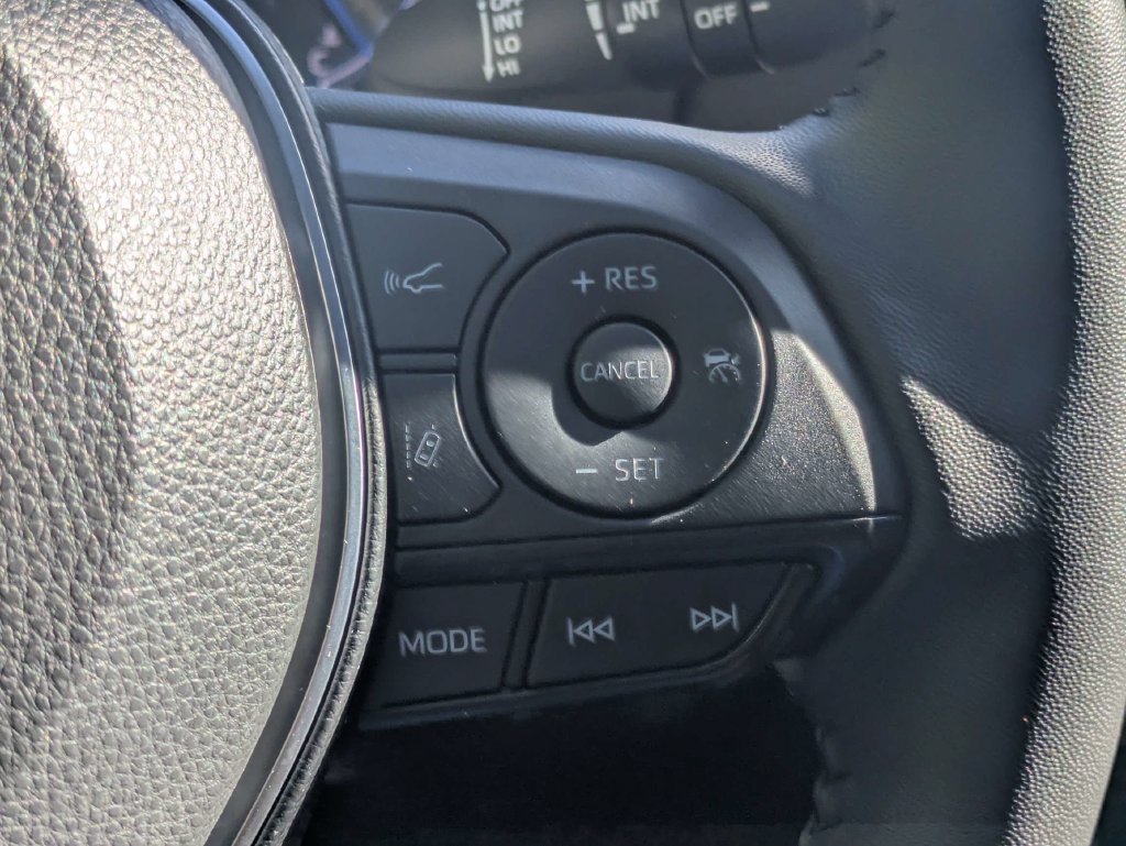Used 2024 Toyota RAV4 SE AWD/4WD image 39