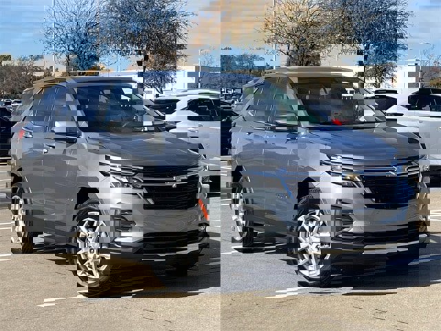 Used 2024 Chevrolet Equinox LT w/ LPO, Floor Liner Package image 2