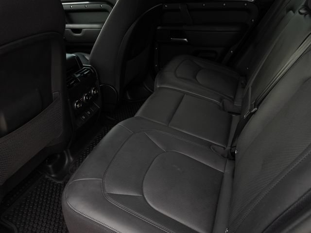 Used 2025 Land Rover Defender 110 V8 AWD/4WD image 13