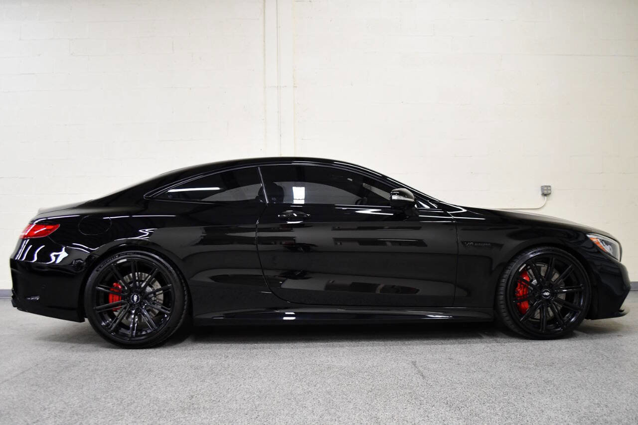 Used 2015 Mercedes-Benz S 63 AMG S 63 AMG AWD 4MATIC 2dr Coupe image 4