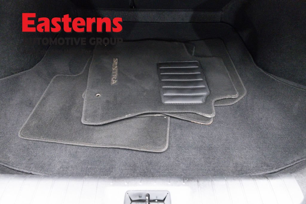 Used 2023 Nissan Sentra SV FWD image 9