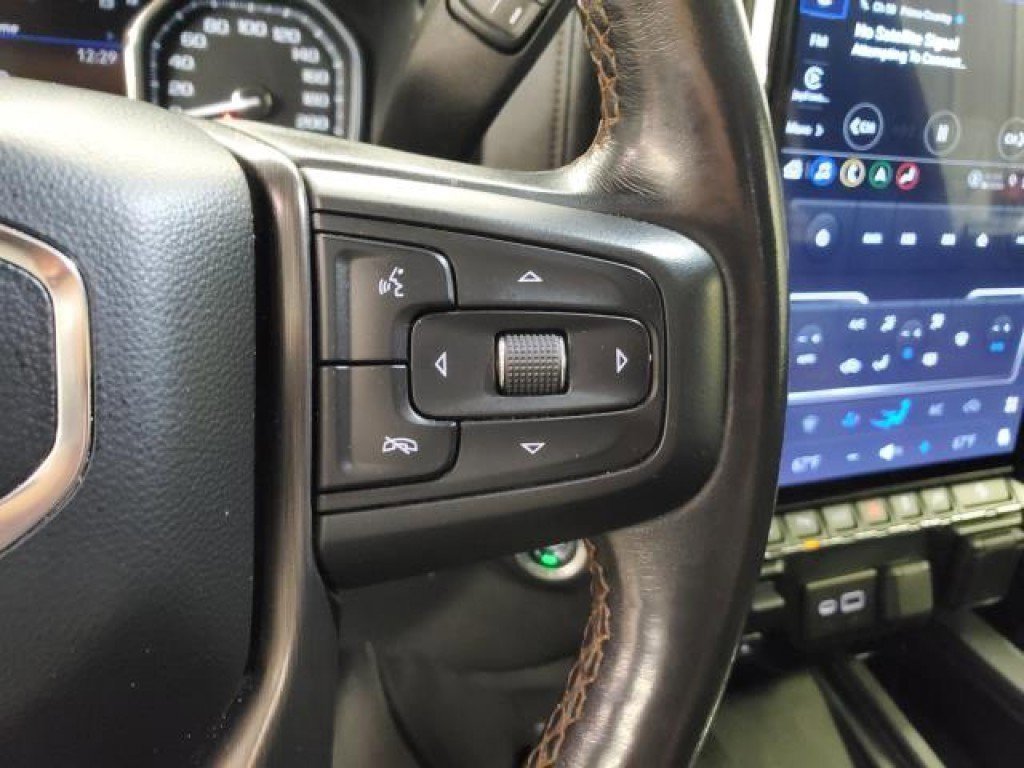 Used 2022 GMC Sierra 2500 AT4 w/ AT4 Premium Plus Package AWD/4WD image 23