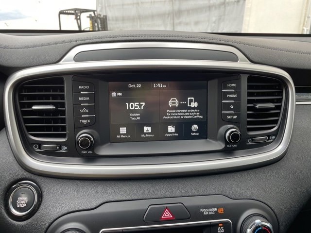 Used 2020 Kia Sorento EX image 17