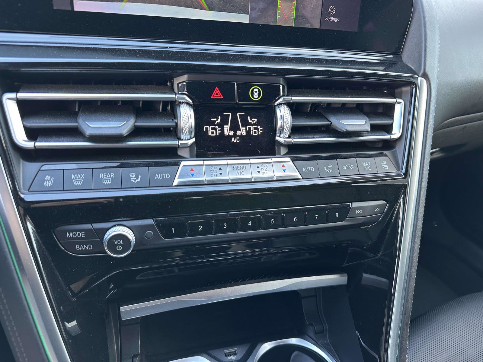 Used 2021 BMW M850i xDrive Coupe w/ M Carbon Exterior Package image 26