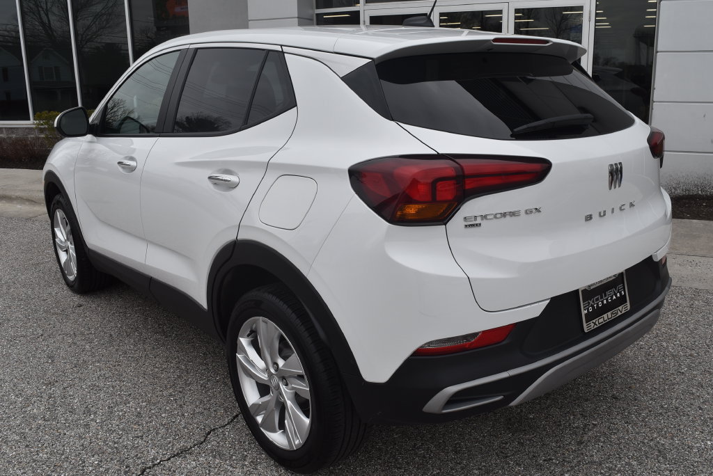 Used 2025 Buick Encore GX Preferred AWD/4WD image 5