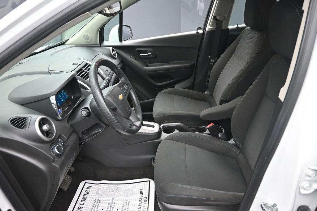 Used 2016 Chevrolet Trax LS FWD image 9