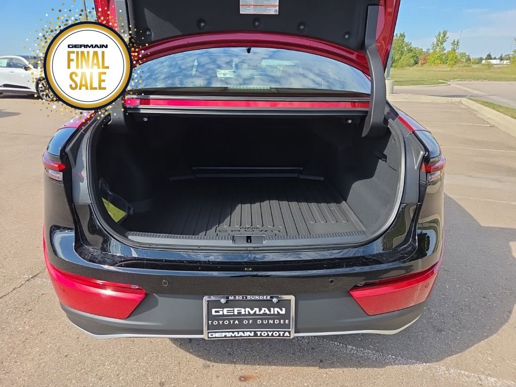 New 2026 Toyota Crown Platinum image 38