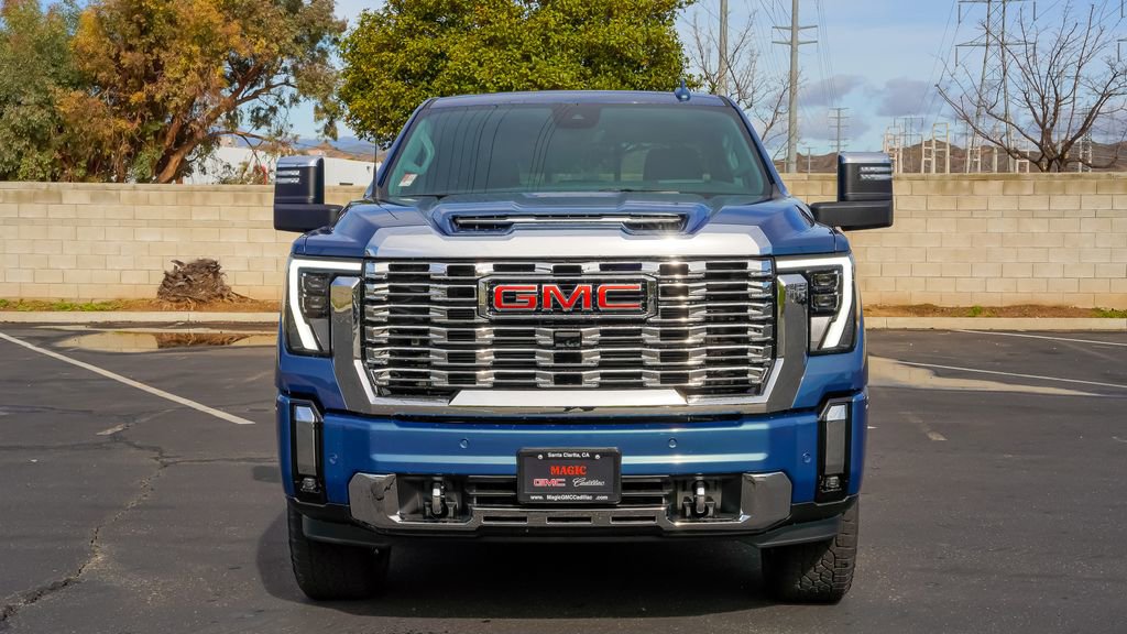 New 2025 GMC Sierra 2500 Denali w/ Technology Package image 4