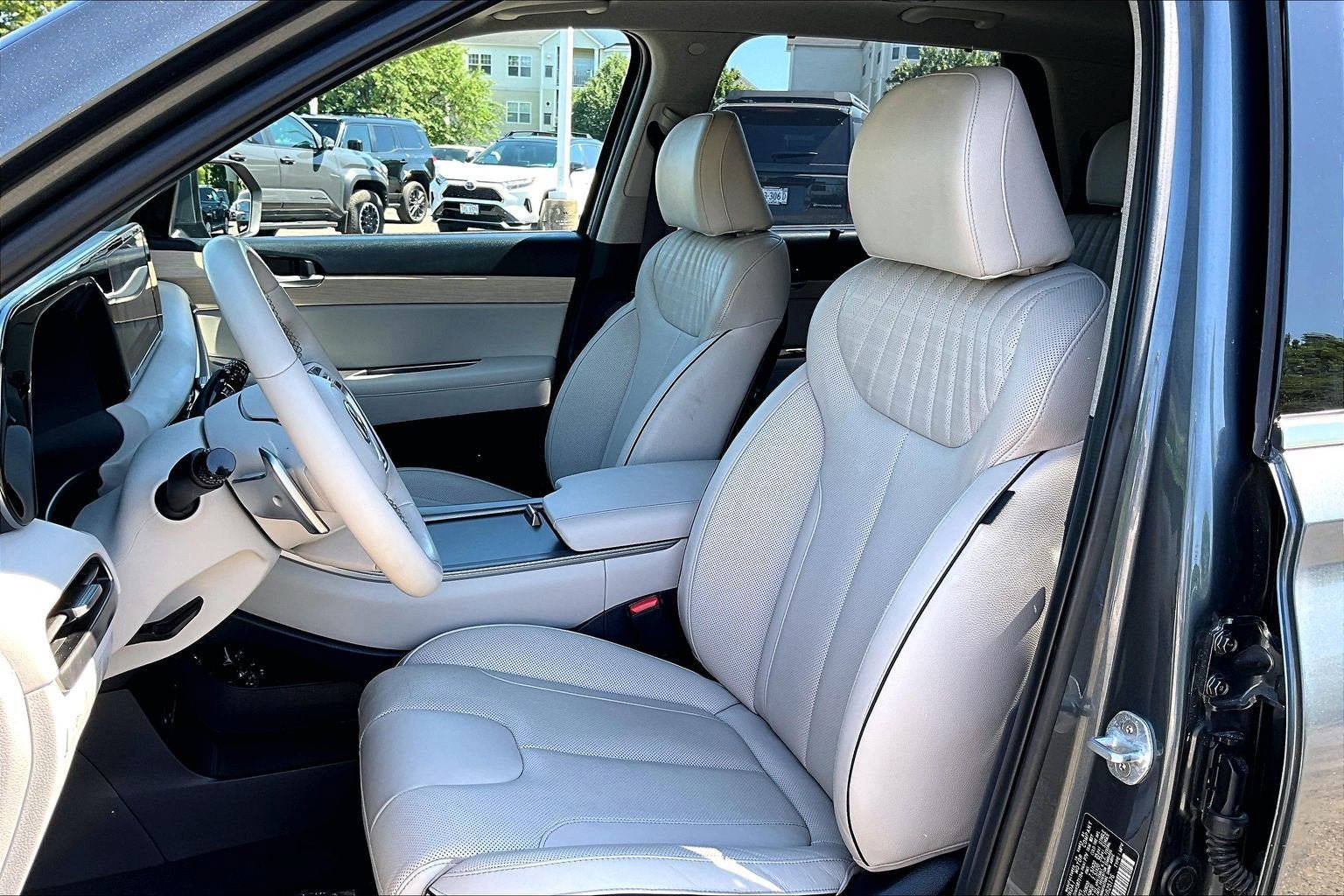 Used 2023 Hyundai Palisade Limited AWD/4WD image 22
