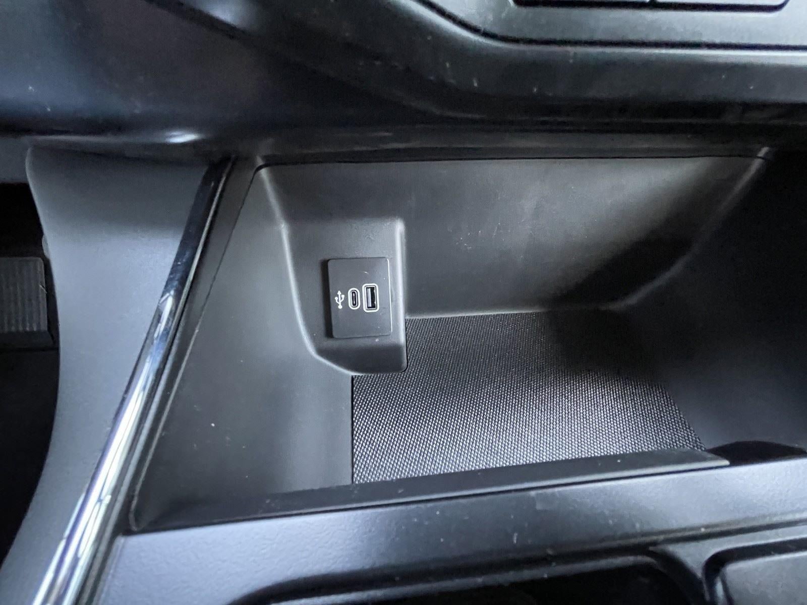 New 2025 Ford F150 Lightning Flash AWD/4WD image 24