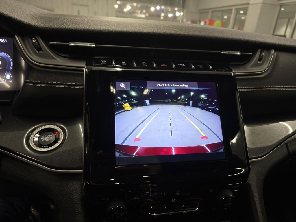 Used 2022 Jeep Grand Cherokee L Laredo image 22