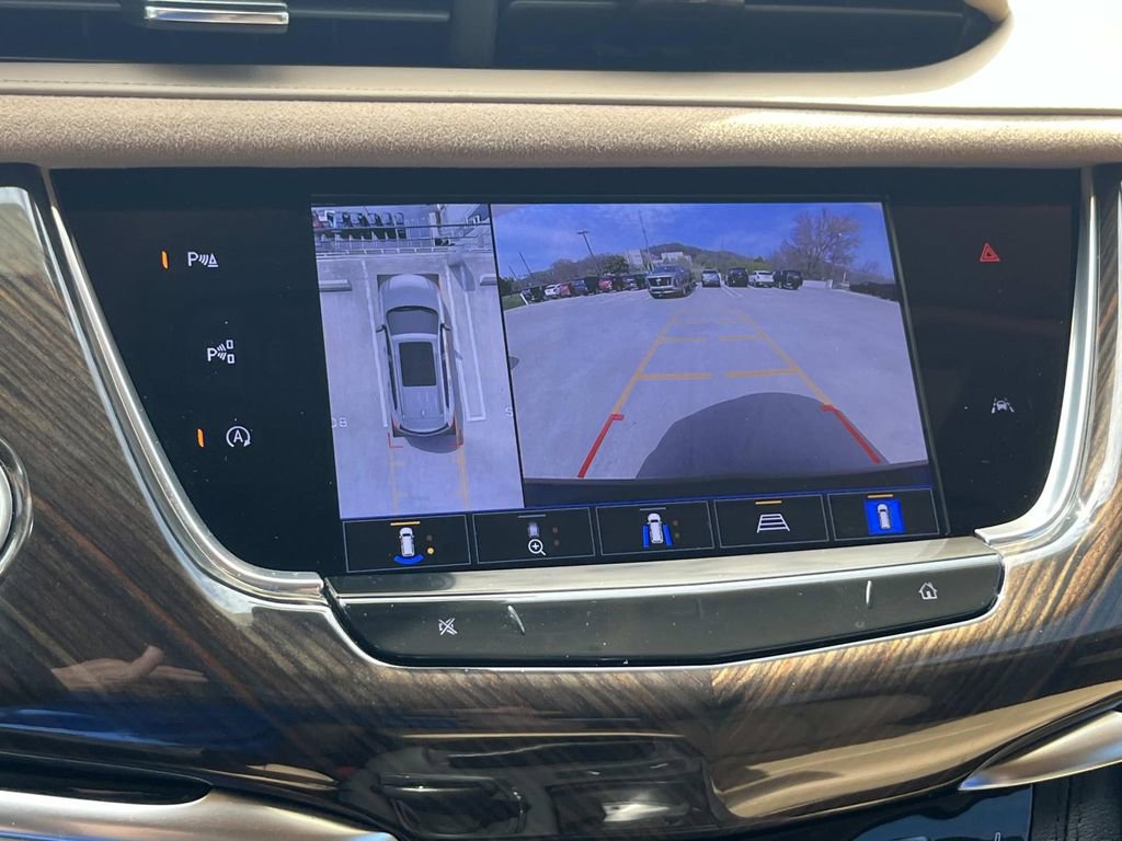 Certified 2025 Cadillac XT6 Premium Luxury w/ Platinum Package image 34
