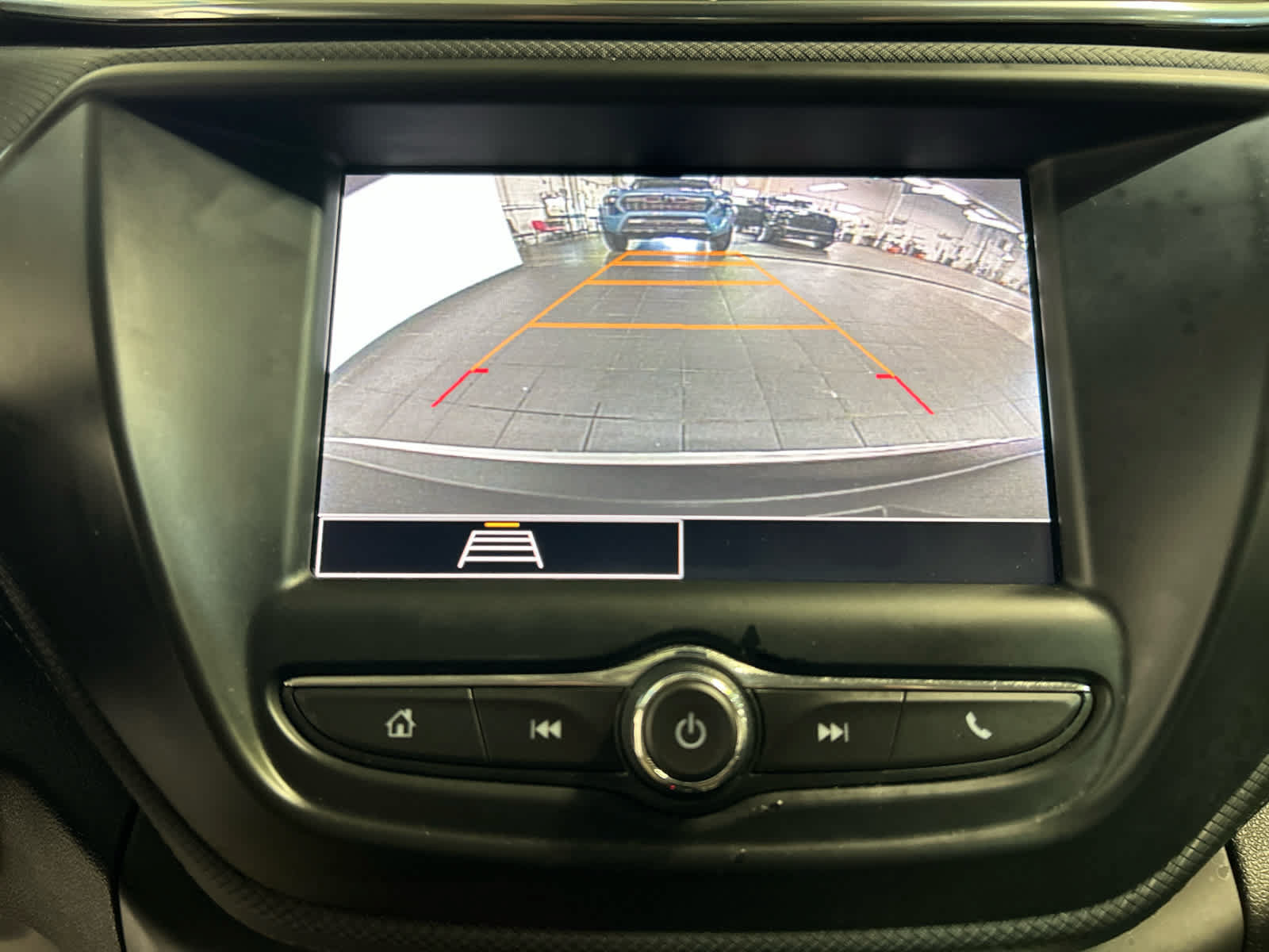 Used 2023 Chevrolet TrailBlazer LT FWD image 6