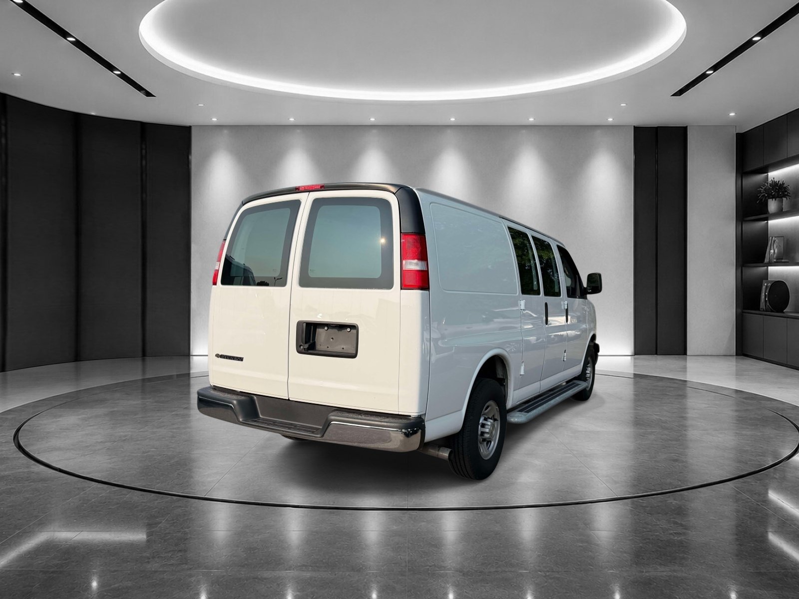Certified 2024 Chevrolet Express 2500 w/ Driver Convenience Package RWD image 5
