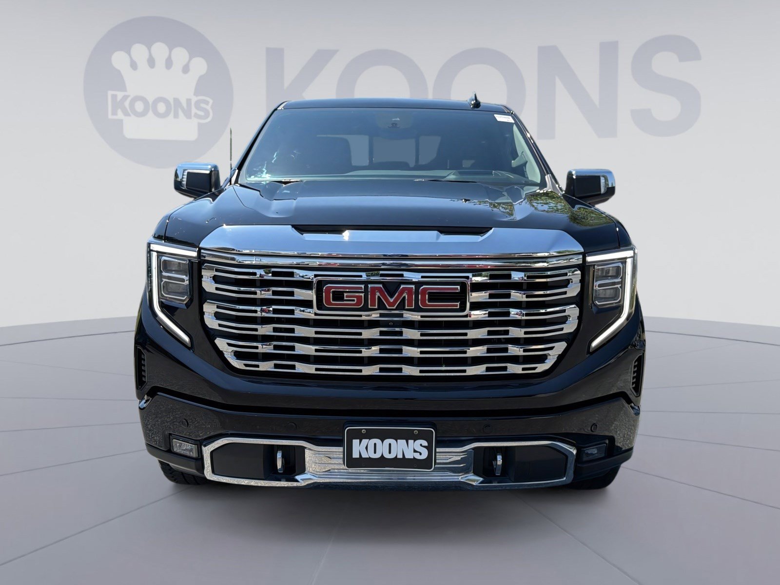 Used 2022 GMC Sierra 1500 Denali w/ Technology Package AWD/4WD image 11