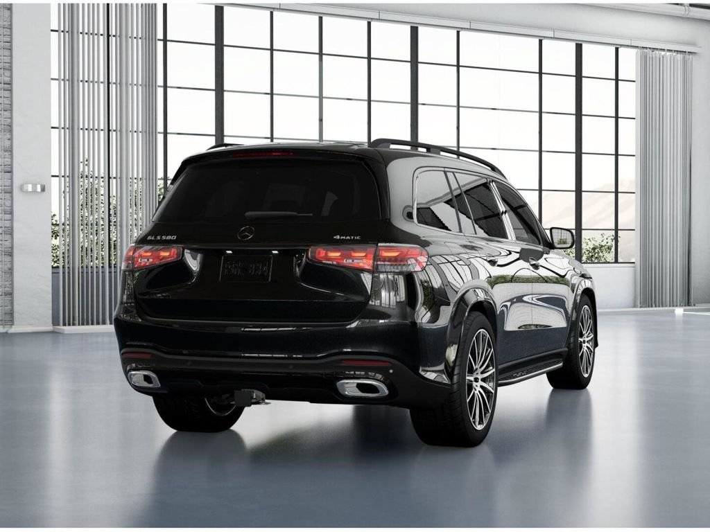 Used 2025 Mercedes-Benz GLS 580 4MATIC image 23