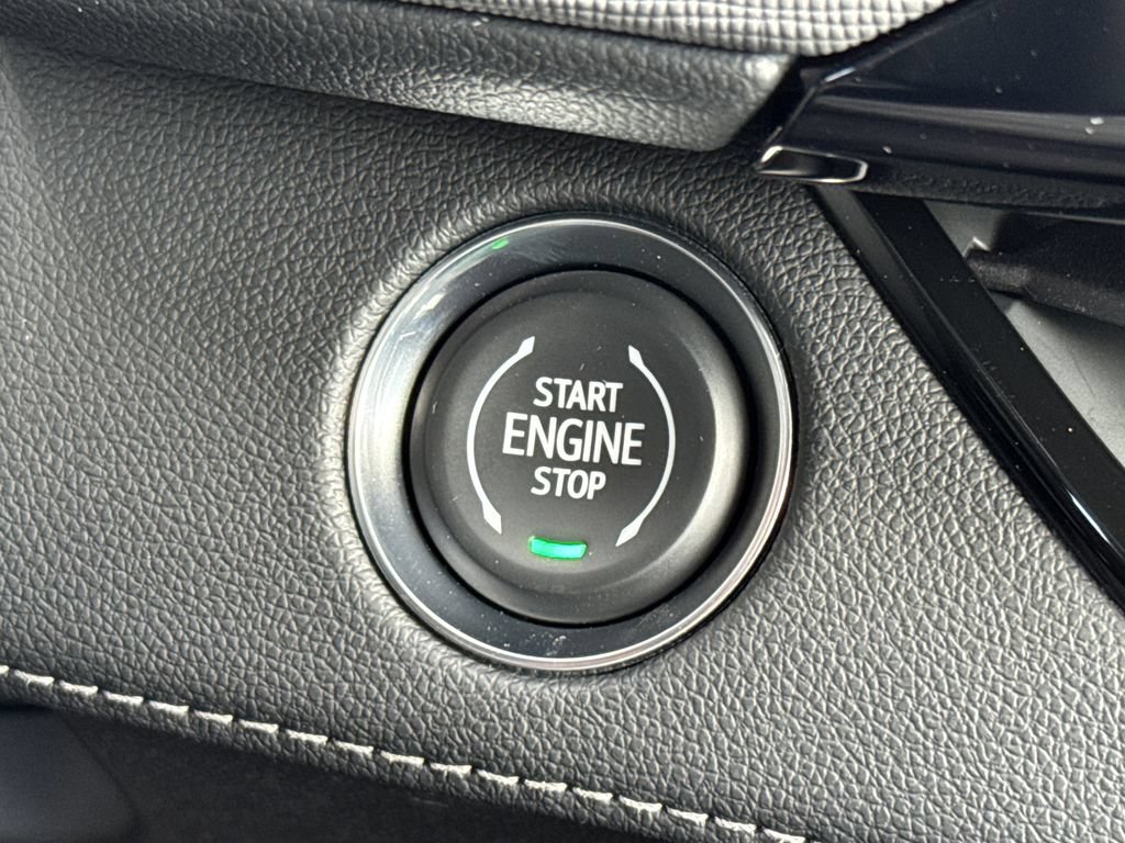 New 2026 Buick Enclave Preferred w/ Power Package AWD/4WD image 32