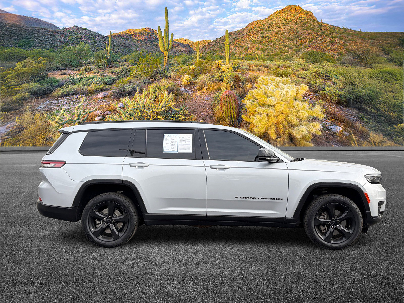 Used 2022 Jeep Grand Cherokee L Laredo AWD/4WD image 3