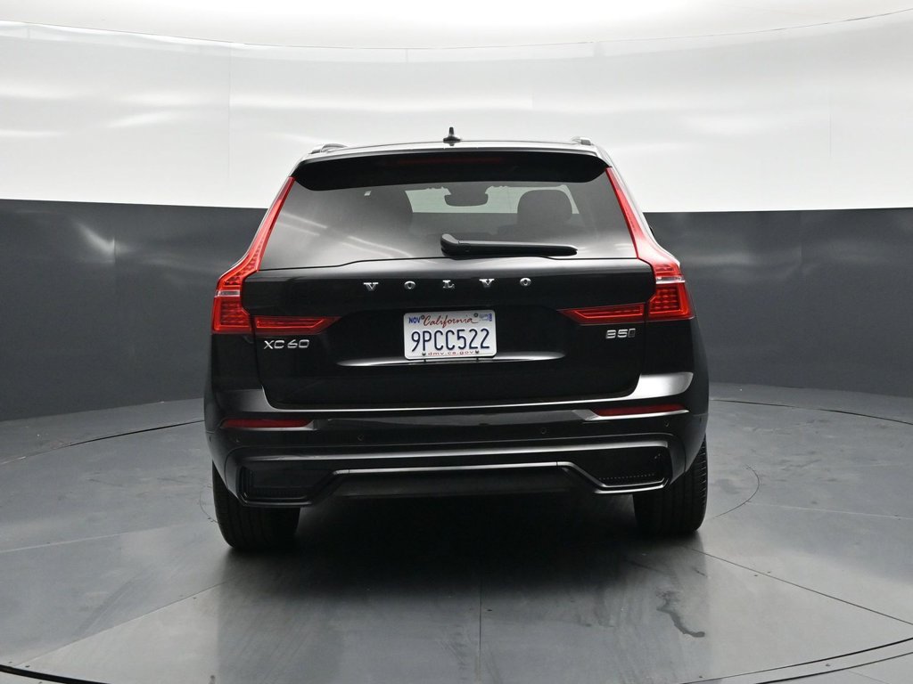 Used 2025 Volvo XC60 B5 Plus AWD/4WD image 30
