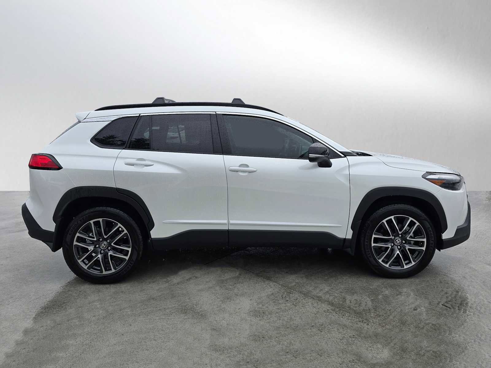 Certified 2026 Toyota Corolla Cross XLE w/ Convenience Package image 8