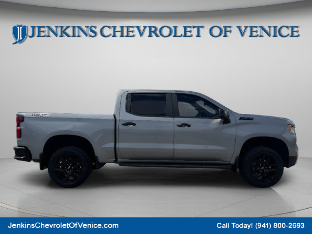 Used 2023 Chevrolet Silverado 1500 LT Trail Boss w/ LT Trail Boss Premium Package AWD/4WD image 3