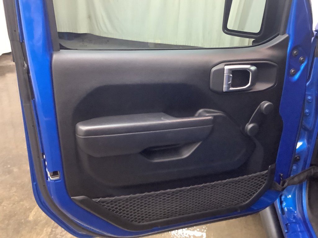 Used 2022 Jeep Wrangler Unlimited Sport image 12