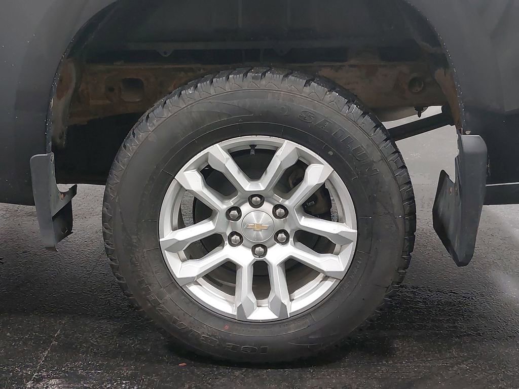 Used 2024 Chevrolet Silverado 1500 W/T w/ Z71 Off-Road Package AWD/4WD image 33