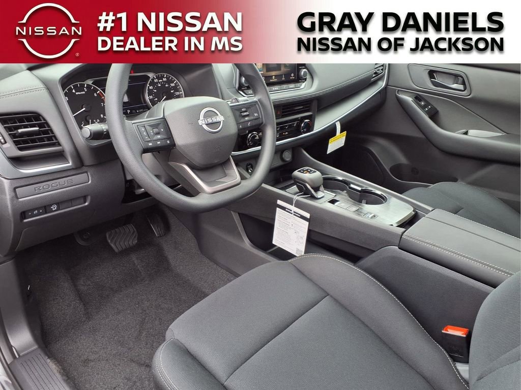 New 2026 Nissan Rogue S image 7