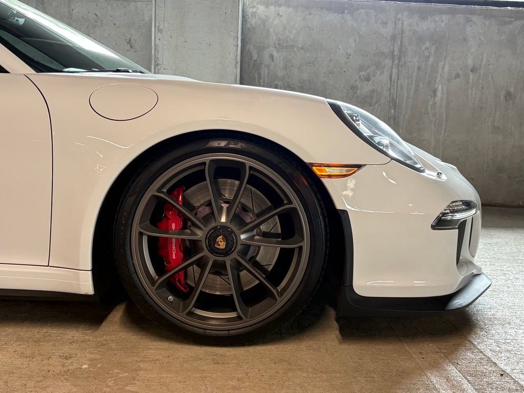 Used 2015 Porsche 911 GT3 RWD image 11