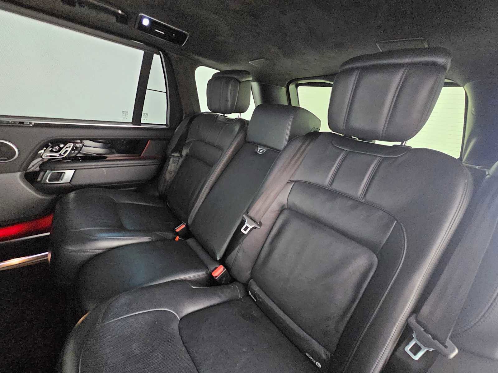 Used 2021 Land Rover Range Rover Long Wheelbase Autobiography image 18