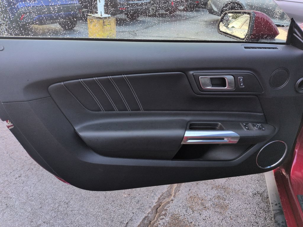 Used 2019 Ford Mustang GT Premium RWD image 10