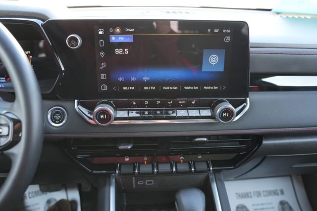 Used 2023 Chevrolet Colorado Z71 w/ Z71 Convenience Package 2 image 24