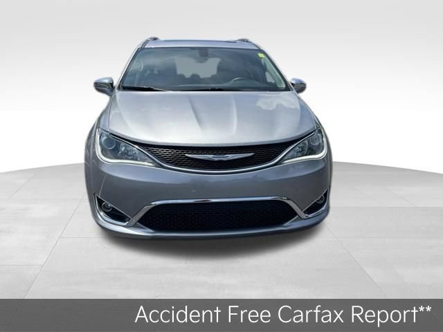 Used 2018 Chrysler Pacifica Limited FWD image 2