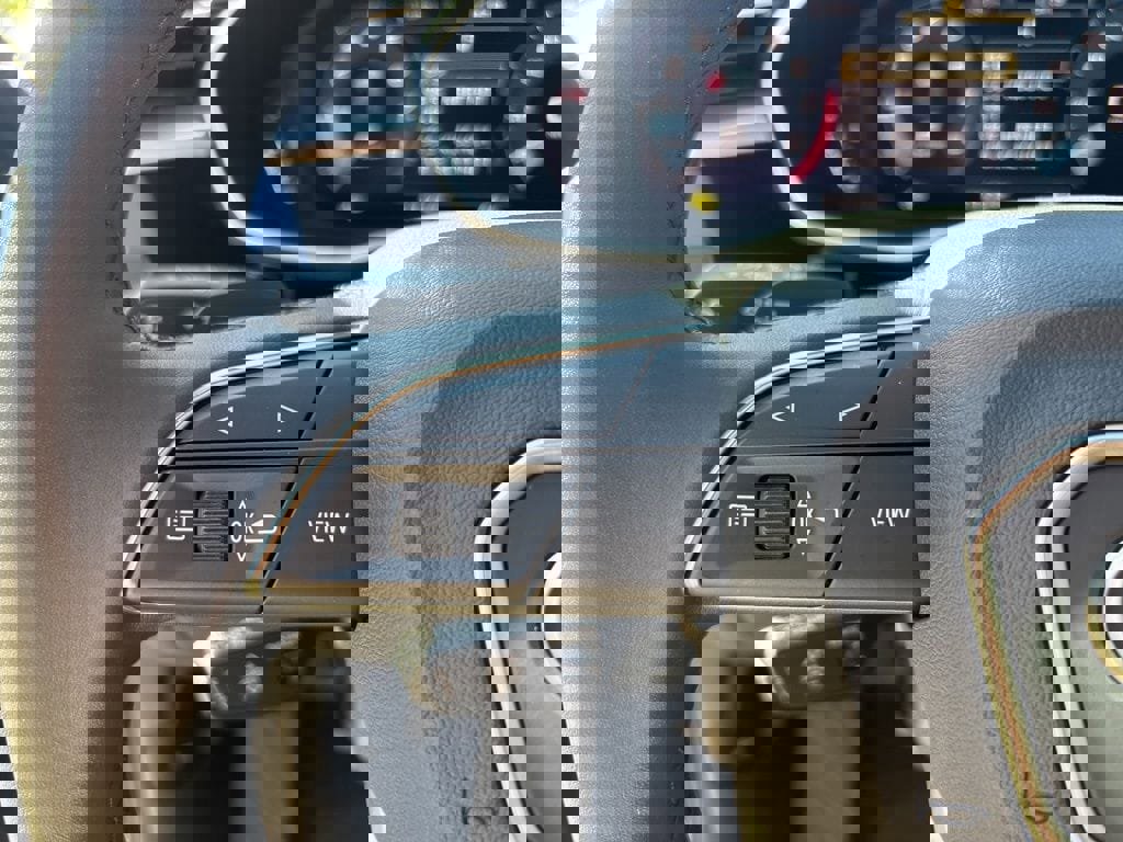 Used 2025 Audi Q3 2.0T Premium w/ Convenience Package image 24