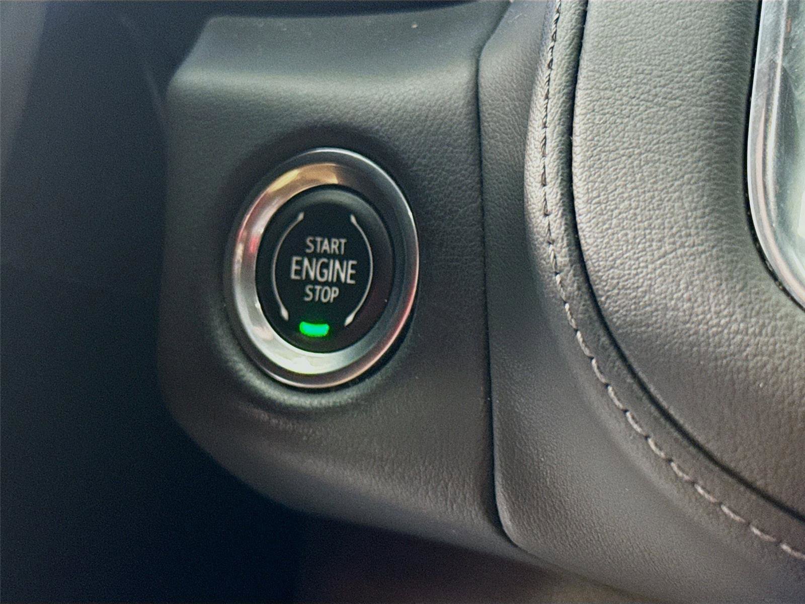 Used 2022 Chevrolet Tahoe LT w/ Luxury Package image 15