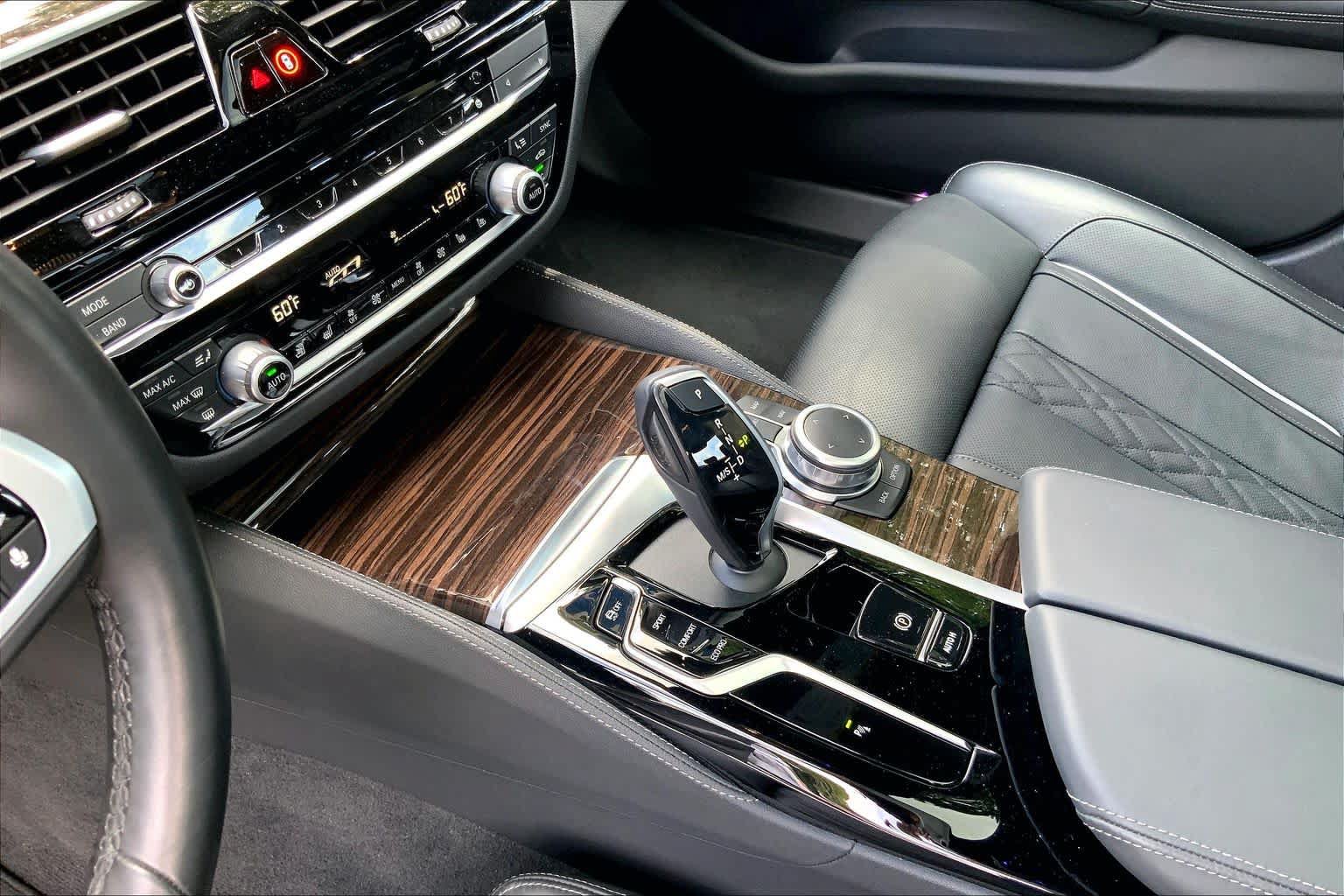 Used 2022 BMW 540i xDrive w/ M Sport Package AWD/4WD image 17