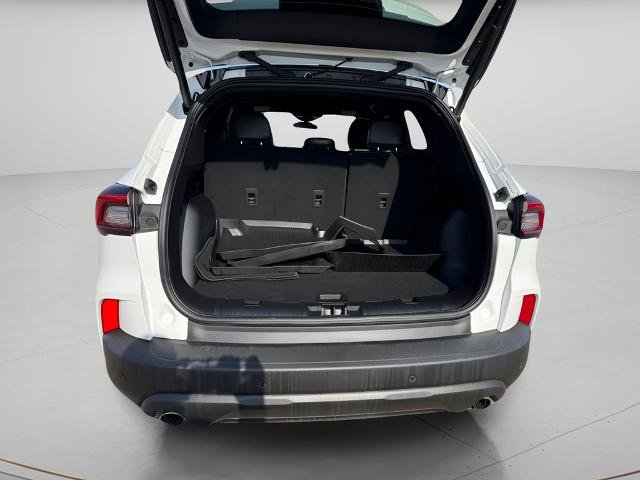 Certified 2025 Ford Escape ST-Line w/ Tech Pack #1 AWD/4WD image 13