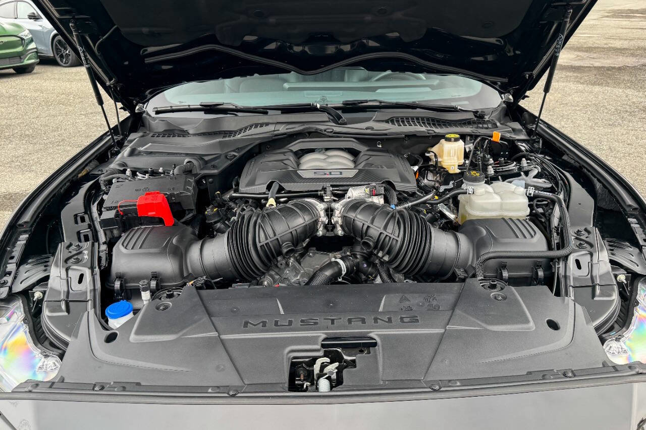 Used 2024 Ford Mustang GT Premium image 36