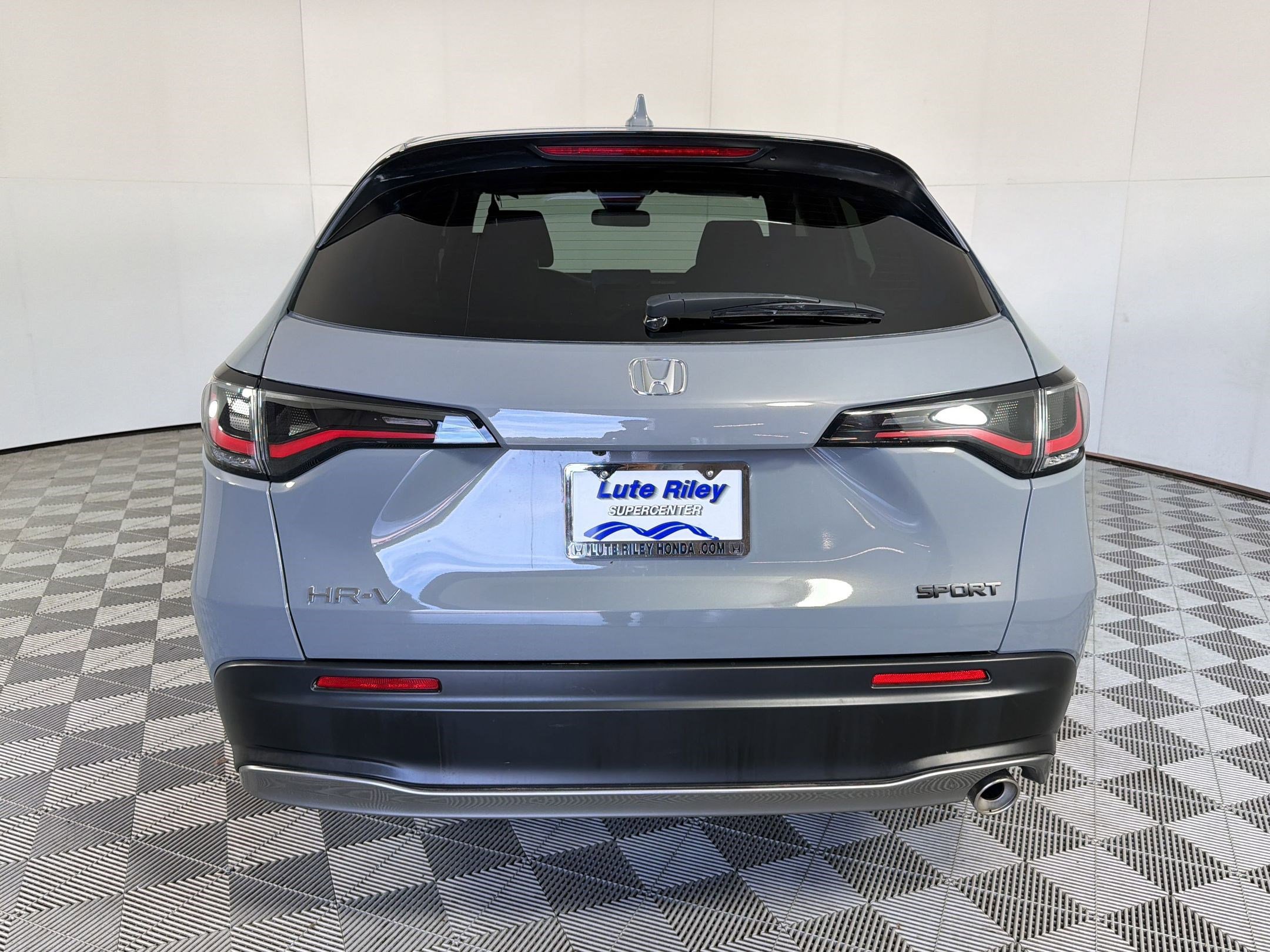 Certified 2025 Honda HR-V Sport image 10