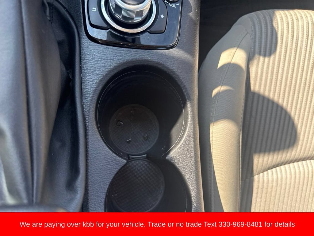 Used 2016 MAZDA MAZDA3 i Sport w/ Preferred Equipment Package FWD image 16