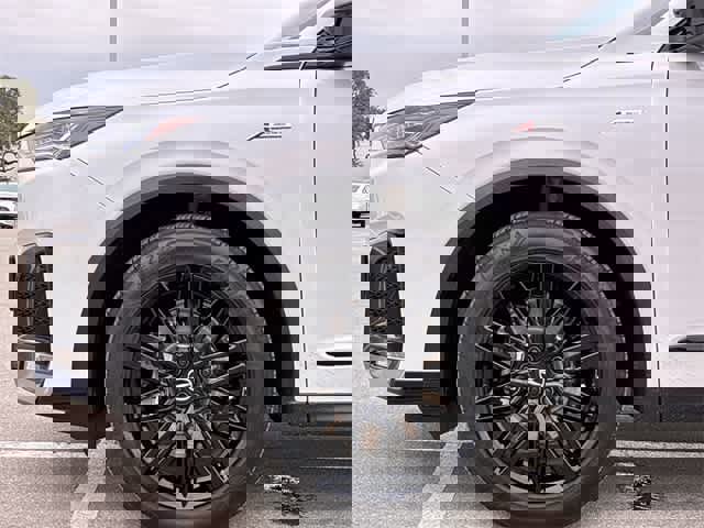 Used 2025 Acura MDX A-Spec image 14