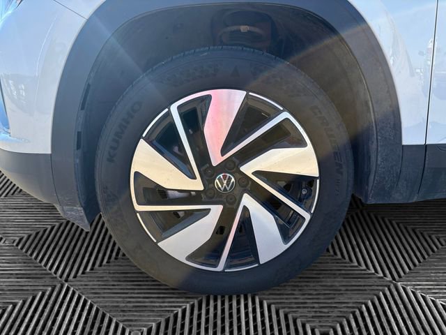 New 2024 Volkswagen Atlas SE image 14