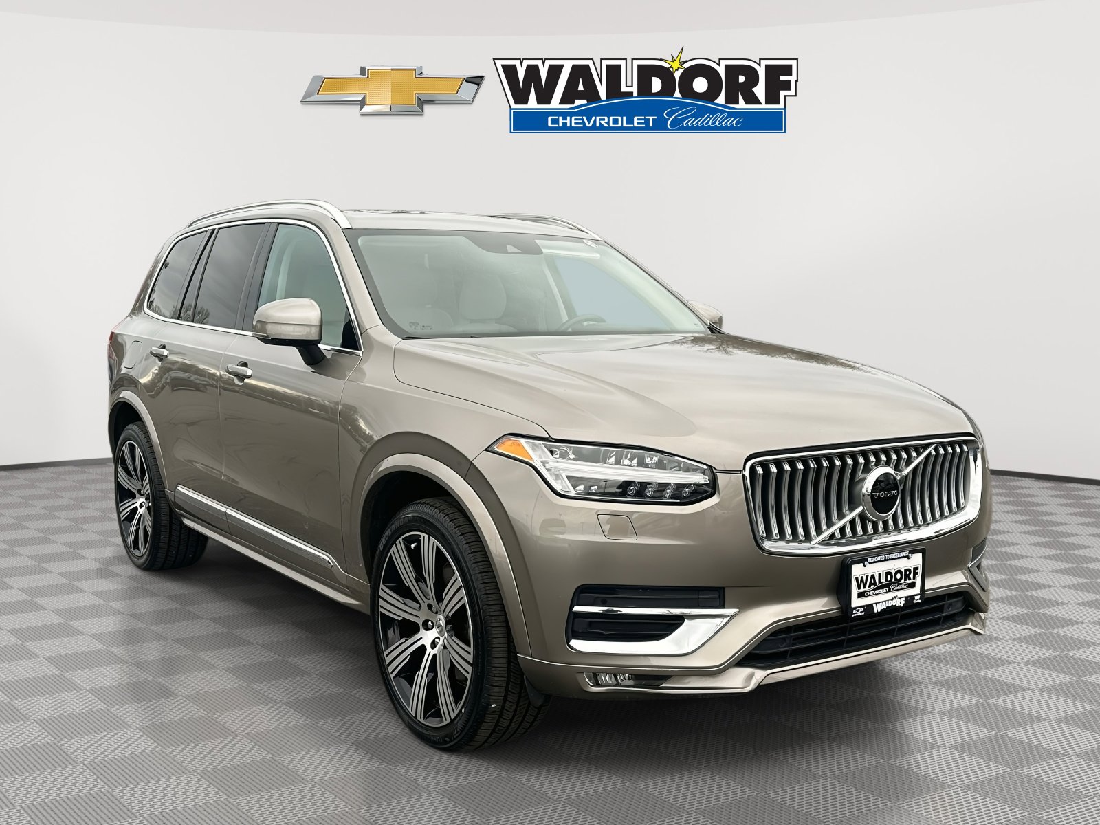 Used 2021 Volvo XC90 T6 Inscription w/ Climate Package image 1