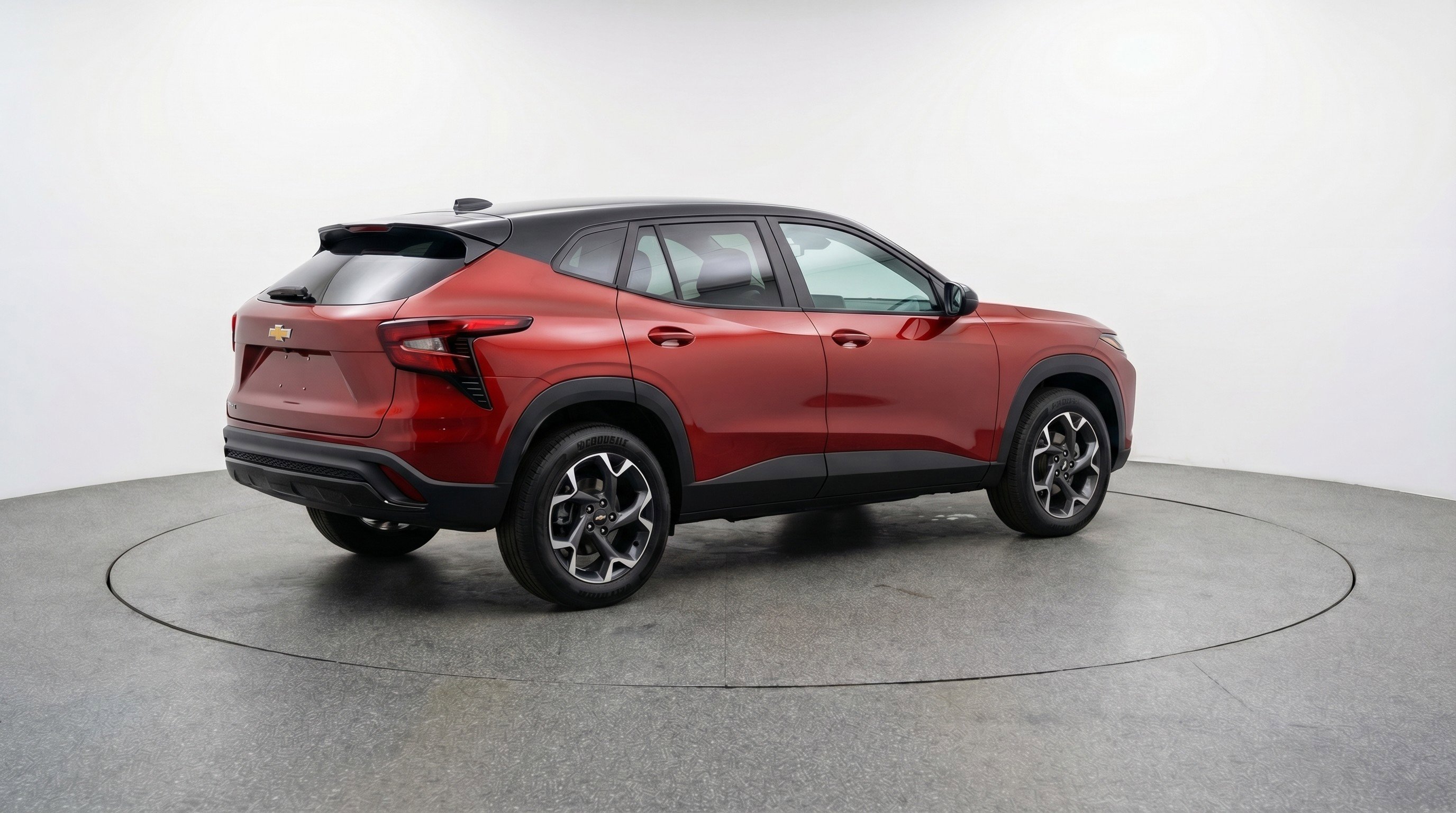 Used 2025 Chevrolet Trax LT image 9