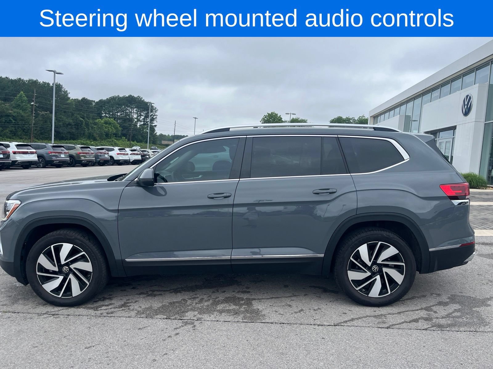 Certified 2026 Volkswagen Atlas SEL AWD/4WD image 10