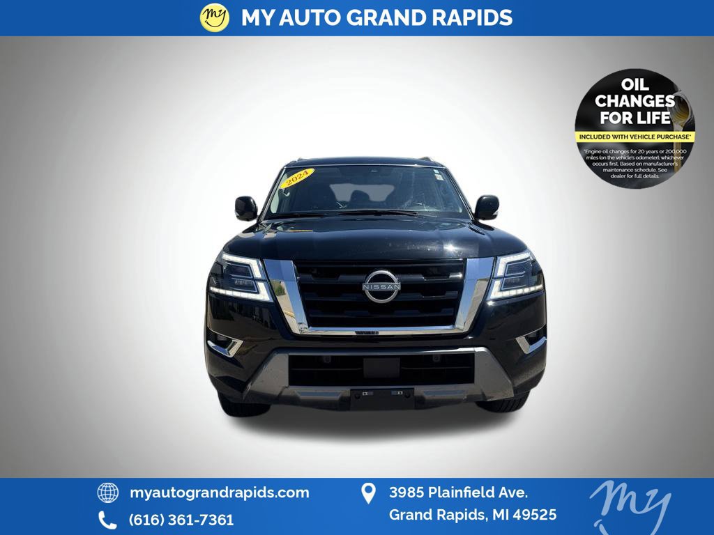 Used 2024 Nissan Armada SV AWD/4WD image 2